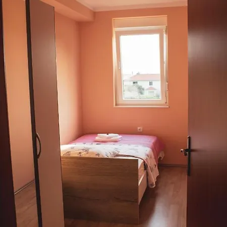 Mikula Apartman Appartement *