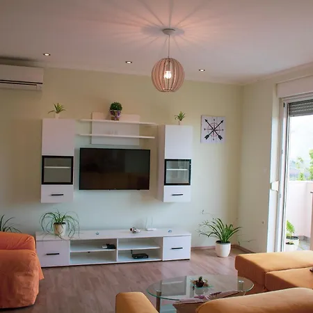 Mikula Apartman Appartement *