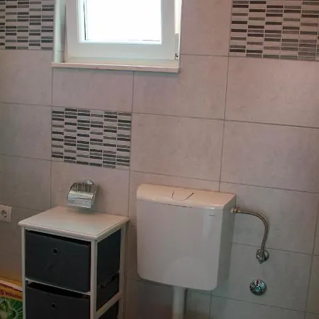 Mikula Apartman * Mravince